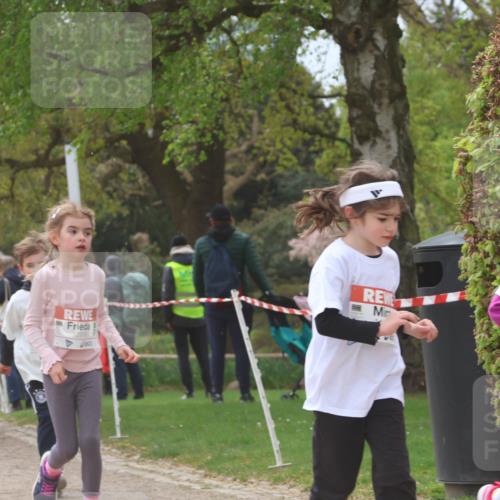 25.04.2026 - Das Zehntel Zöllner http://msf.ph/oto/9666865 25.04.2026 11:48:21 Laufen 10274, 1140 meine-sportfotos.de