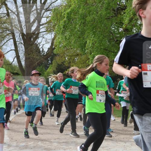 25.04.2026 - Das Zehntel Zöllner http://msf.ph/oto/9666867 25.04.2026 09:41:12 Laufen 7299, 5740, 7110, 8048 meine-sportfotos.de