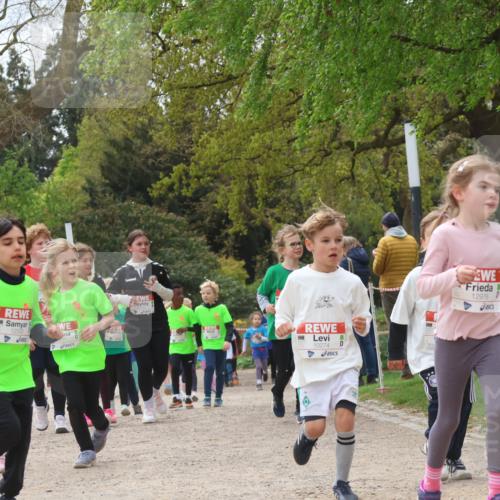 25.04.2026 - Das Zehntel Zöllner http://msf.ph/oto/9666877 25.04.2026 11:48:21 Laufen 12533, 10274, 12976 meine-sportfotos.de