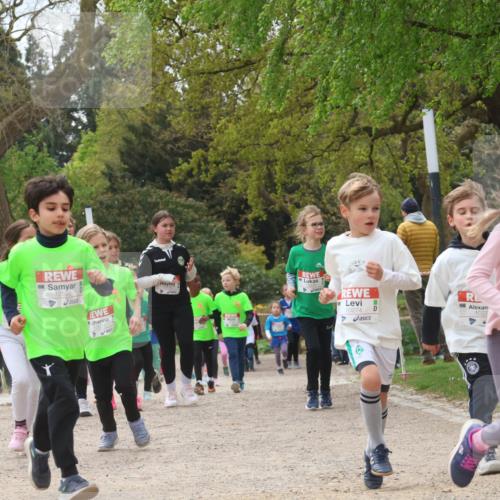 25.04.2026 - Das Zehntel Zöllner http://msf.ph/oto/9666883 25.04.2026 11:48:22 Laufen 12533, 10274, 1027, 12976 meine-sportfotos.de