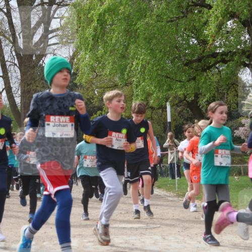 25.04.2026 - Das Zehntel Zöllner http://msf.ph/oto/9666948 25.04.2026 09:41:14 Laufen 6701 meine-sportfotos.de