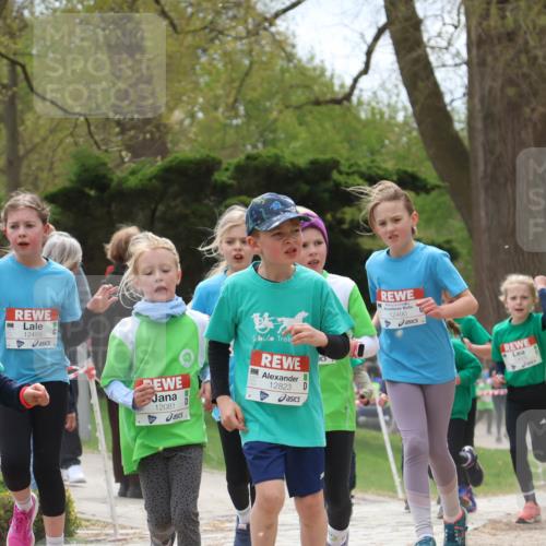 25.04.2026 - Das Zehntel Zöllner http://msf.ph/oto/9666970 25.04.2026 11:48:24 Laufen 12820, 12489, 12081, 12823, 12490, 10608 meine-sportfotos.de