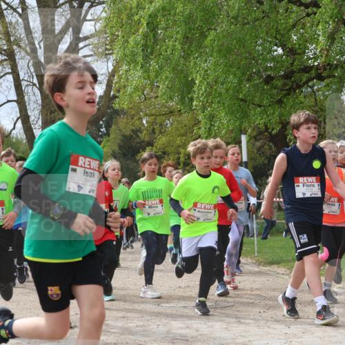 25.04.2026 - Das Zehntel Zöllner http://msf.ph/oto/9667014 25.04.2026 09:41:16 Laufen 5259, 5275, 79, 40, 7248 meine-sportfotos.de