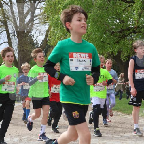 25.04.2026 - Das Zehntel Zöllner http://msf.ph/oto/9667026 25.04.2026 09:41:16 Laufen 240, 5259, 5275, 6155, 7940, 6709 meine-sportfotos.de