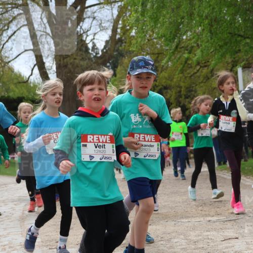 25.04.2026 - Das Zehntel Zöllner http://msf.ph/oto/9667063 25.04.2026 11:48:27 Laufen 12489, 12820, 12823, 10133 meine-sportfotos.de