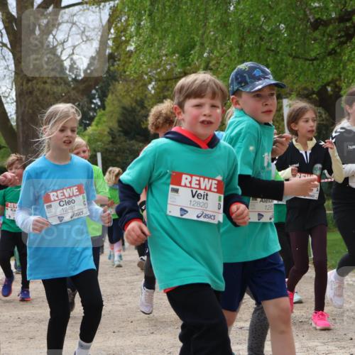 25.04.2026 - Das Zehntel Zöllner http://msf.ph/oto/9667075 25.04.2026 11:48:28 Laufen 12489, 12481, 12820, 1282, 10135 meine-sportfotos.de