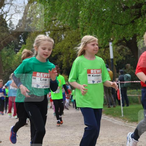25.04.2026 - Das Zehntel Zöllner http://msf.ph/oto/9667105 25.04.2026 11:48:30 Laufen 10610, 10608, 11243, 10978 meine-sportfotos.de