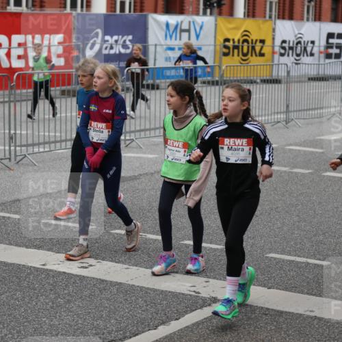 25.04.2026 - Das Zehntel Strokosch-Dieckow http://msf.ph/oto/9667725 25.04.2026 08:03:29 Allgemein zum Event 7, 7, 3320, 4035 meine-sportfotos.de