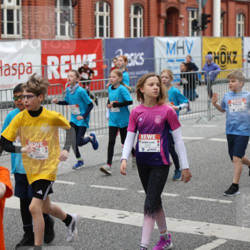 25.04.2026 - Das Zehntel Strokosch-Dieckow http://msf.ph/oto/9667745 25.04.2026 08:03:47 Allgemein zum Event 2079, 2058, 2330 meine-sportfotos.de