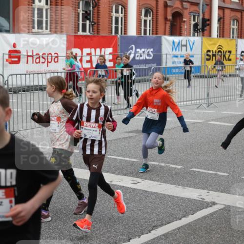 25.04.2026 - Das Zehntel Strokosch-Dieckow http://msf.ph/oto/9667826 25.04.2026 08:04:15 Allgemein zum Event 2003, 4055, 4039 meine-sportfotos.de