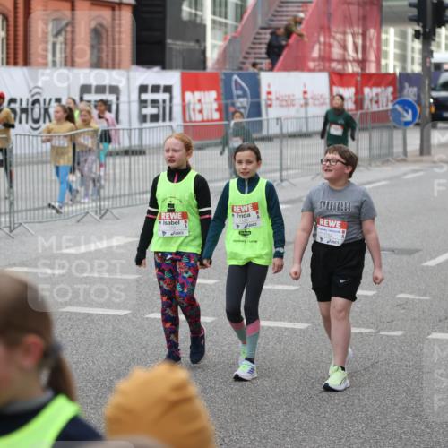 25.04.2026 - Das Zehntel Strokosch-Dieckow http://msf.ph/oto/9667997 25.04.2026 08:08:00 Allgemein zum Event 1154, 1156 meine-sportfotos.de
