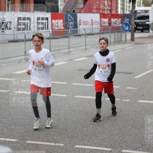 25.04.2026 - Das Zehntel Strokosch-Dieckow http://msf.ph/oto/9668075 25.04.2026 08:10:01 Allgemein zum Event 577, 2892 meine-sportfotos.de