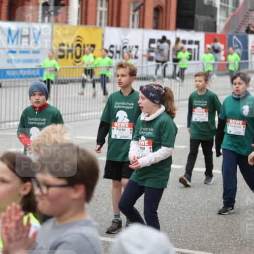 25.04.2026 - Das Zehntel Strokosch-Dieckow http://msf.ph/oto/9668125 25.04.2026 08:11:09 Allgemein zum Event 1331, 1338, 339, 1332, 1334 meine-sportfotos.de