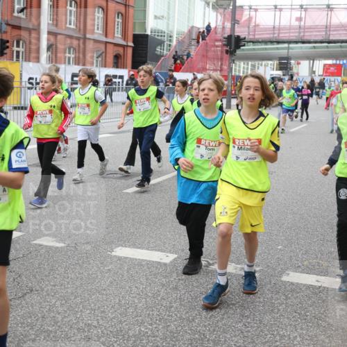 25.04.2026 - Das Zehntel Strokosch-Dieckow http://msf.ph/oto/9668339 25.04.2026 08:14:12 Allgemein zum Event 3227, 3230, 3219 meine-sportfotos.de