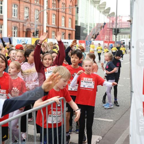25.04.2026 - Das Zehntel Strokosch-Dieckow http://msf.ph/oto/9668436 25.04.2026 08:16:28 Allgemein zum Event 2671, 26, 26, 18, 80, 2673 meine-sportfotos.de