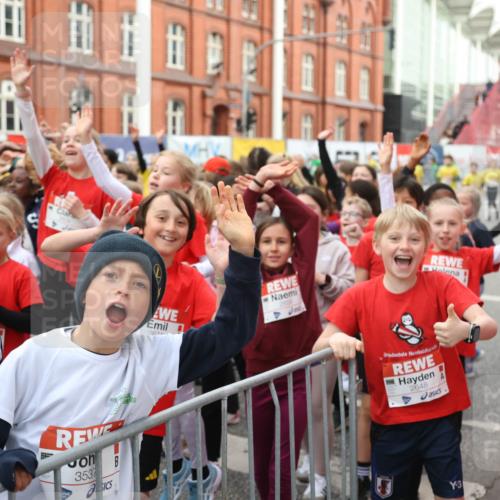 25.04.2026 - Das Zehntel Strokosch-Dieckow http://msf.ph/oto/9668439 25.04.2026 08:16:29 Allgemein zum Event 3537, 267, 2656, 2648, 3 meine-sportfotos.de