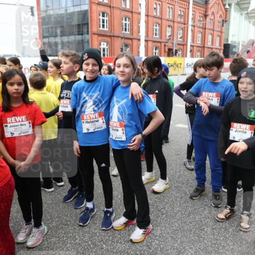 25.04.2026 - Das Zehntel Strokosch-Dieckow http://msf.ph/oto/9668505 25.04.2026 08:17:19 Allgemein zum Event 2670, 1736, 1714, 1723 meine-sportfotos.de