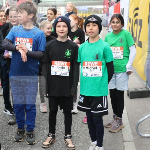 25.04.2026 - Das Zehntel Strokosch-Dieckow http://msf.ph/oto/9668507 25.04.2026 08:17:50 Allgemein zum Event 20, 714, 1716, 1723, 1727 meine-sportfotos.de