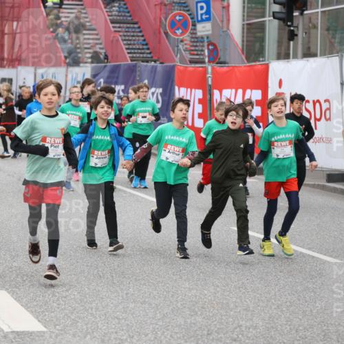 25.04.2026 - Das Zehntel Strokosch-Dieckow http://msf.ph/oto/9668526 25.04.2026 08:18:39 Allgemein zum Event 444444, 44444, 44444444 meine-sportfotos.de
