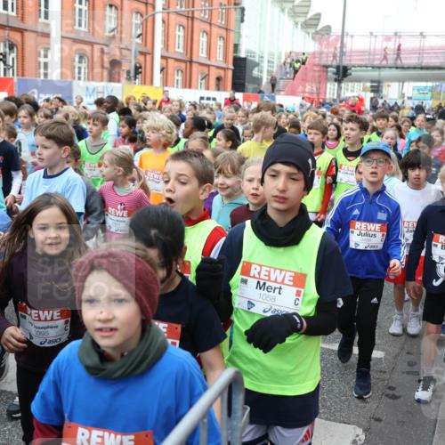 25.04.2026 - Das Zehntel Strokosch-Dieckow http://msf.ph/oto/9668637 25.04.2026 08:31:05 Allgemein zum Event 1095, 1058, 1256 meine-sportfotos.de