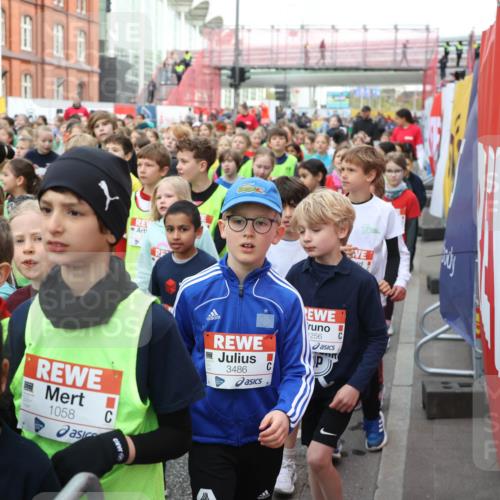 25.04.2026 - Das Zehntel Strokosch-Dieckow http://msf.ph/oto/9668639 25.04.2026 08:31:06 Allgemein zum Event 1058, 3486, 1256 meine-sportfotos.de