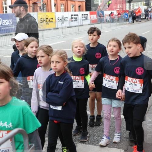25.04.2026 - Das Zehntel Strokosch-Dieckow http://msf.ph/oto/9668659 25.04.2026 08:31:19 Allgemein zum Event 3013, 767, 3031, 303, 3018, 3001 meine-sportfotos.de