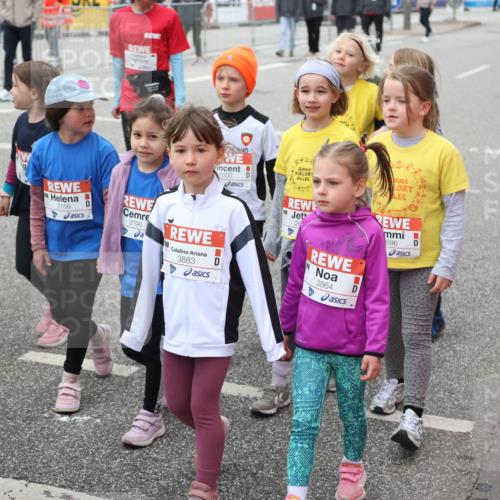 25.04.2026 - Das Zehntel Strokosch-Dieckow http://msf.ph/oto/9668736 25.04.2026 08:33:04 Allgemein zum Event 800, 2109, 2096, 1000, 3883, 3864, 696 meine-sportfotos.de
