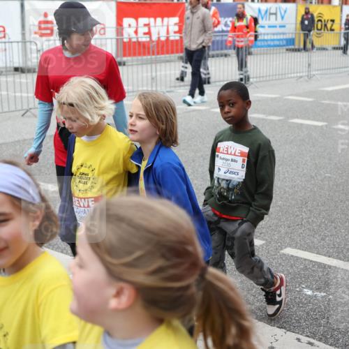 25.04.2026 - Das Zehntel Strokosch-Dieckow http://msf.ph/oto/9668750 25.04.2026 08:33:08 Allgemein zum Event 1000, 260, 2535 meine-sportfotos.de