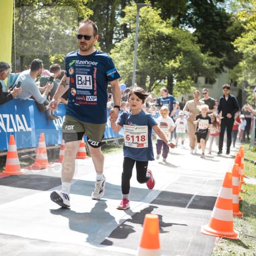 09.05.2026 - Störlauf H.Heesch http://msf.ph/oto/9670134 09.05.2026 13:02:20 Ziel 6118, 6275, 6189, 201, 1681 meine-sportfotos.de