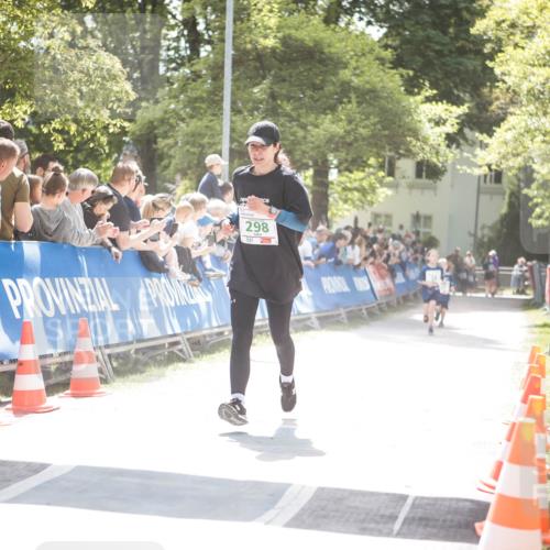 09.05.2026 - Störlauf H.Heesch http://msf.ph/oto/9670677 09.05.2026 13:27:46 Ziel 298 meine-sportfotos.de