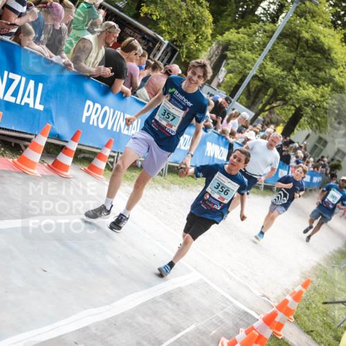 09.05.2026 - Störlauf H.Heesch http://msf.ph/oto/9671255 09.05.2026 13:43:41 Ziel 357, 356, 385 meine-sportfotos.de