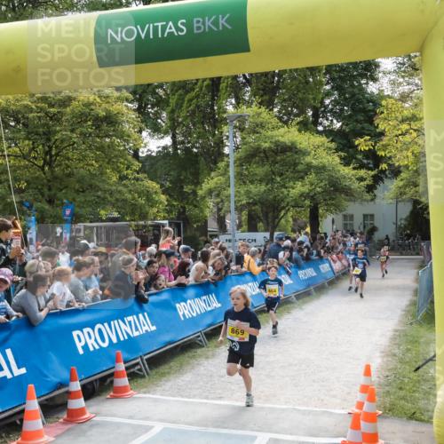 09.05.2026 - Störlauf H.Heesch http://msf.ph/oto/9672115 09.05.2026 14:10:44 Ziel 869, 864 meine-sportfotos.de