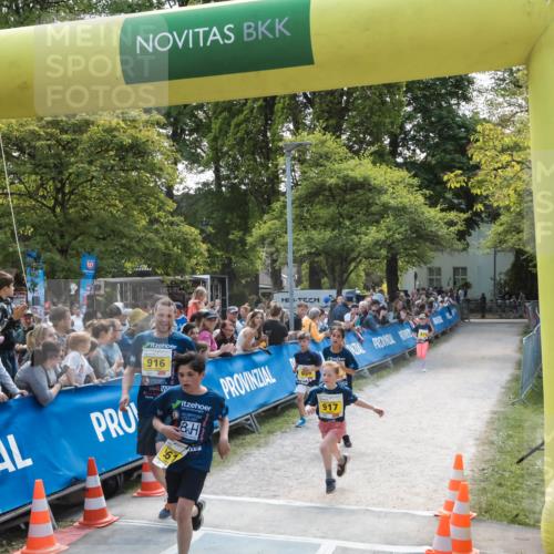 09.05.2026 - Störlauf H.Heesch http://msf.ph/oto/9672118 09.05.2026 14:10:48 Ziel 916, 917, 88 meine-sportfotos.de