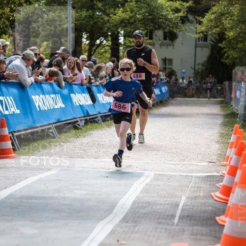 09.05.2026 - Störlauf H.Heesch http://msf.ph/oto/9672669 09.05.2026 13:55:17 Ziel 686, 688 meine-sportfotos.de