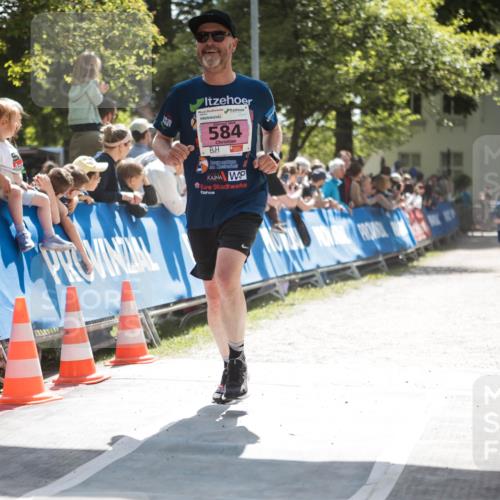 09.05.2026 - Störlauf H.Heesch http://msf.ph/oto/9672782 09.05.2026 13:57:46 Ziel 584 meine-sportfotos.de