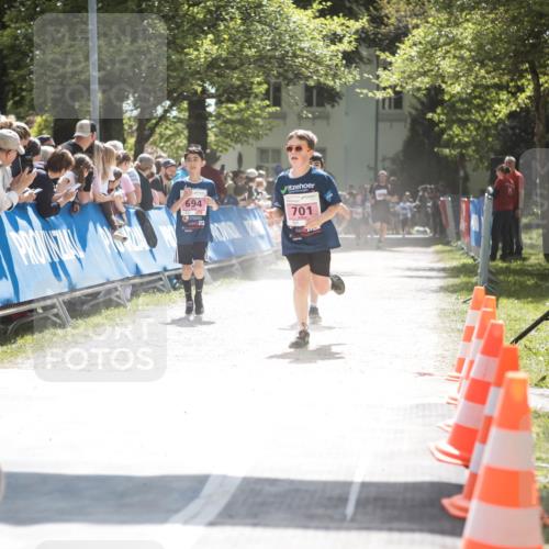 09.05.2026 - Störlauf H.Heesch http://msf.ph/oto/9672836 09.05.2026 13:58:34 Ziel 3, 694, 701 meine-sportfotos.de