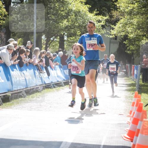 09.05.2026 - Störlauf H.Heesch http://msf.ph/oto/9672863 09.05.2026 13:58:51 Ziel 715, 79, 708 meine-sportfotos.de