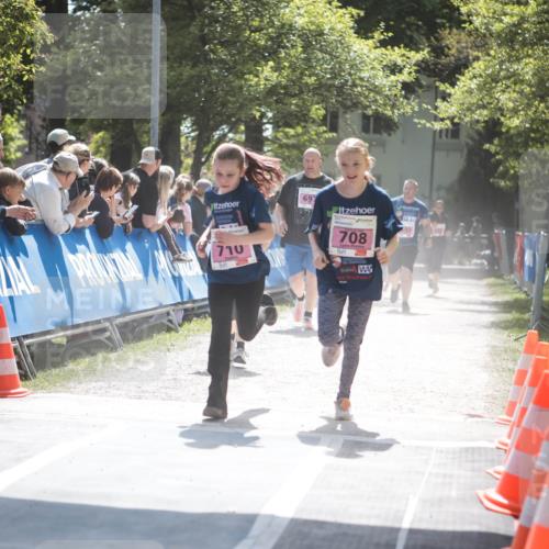 09.05.2026 - Störlauf H.Heesch http://msf.ph/oto/9672868 09.05.2026 13:58:53 Ziel 710, 697, 708 meine-sportfotos.de