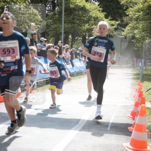 09.05.2026 - Störlauf H.Heesch http://msf.ph/oto/9672902 09.05.2026 13:59:17 Ziel 593, 583, 728 meine-sportfotos.de