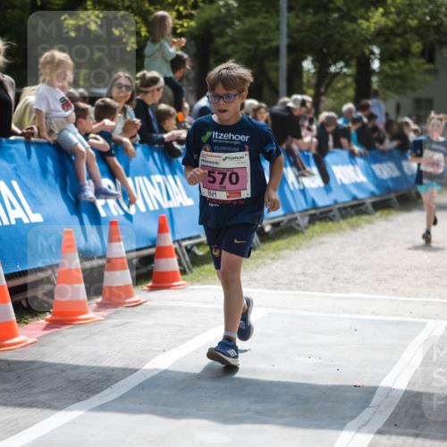 09.05.2026 - Störlauf H.Heesch http://msf.ph/oto/9672911 09.05.2026 13:59:26 Ziel 570 meine-sportfotos.de