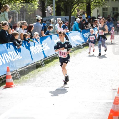 09.05.2026 - Störlauf H.Heesch http://msf.ph/oto/9673073 09.05.2026 14:02:06 Ziel 795, 579, 578 meine-sportfotos.de