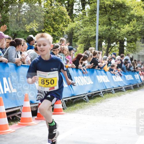 09.05.2026 - Störlauf H.Heesch http://msf.ph/oto/9673235 09.05.2026 14:10:06 Ziel 850 meine-sportfotos.de