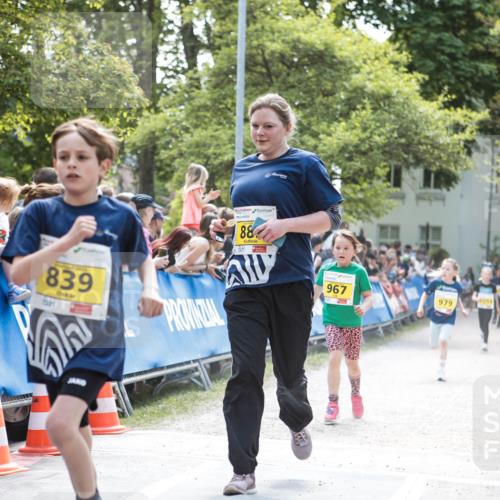 09.05.2026 - Störlauf H.Heesch http://msf.ph/oto/9673334 09.05.2026 14:11:35 Ziel 839, 1881, 967, 4054, 979 meine-sportfotos.de