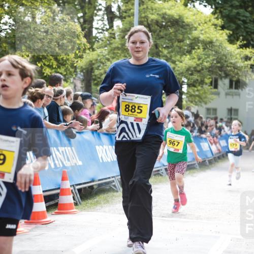 09.05.2026 - Störlauf H.Heesch http://msf.ph/oto/9673335 09.05.2026 14:11:36 Ziel 839, 885, 979, 967 meine-sportfotos.de