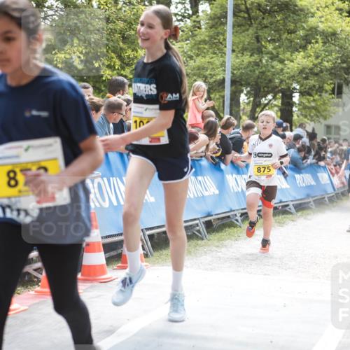09.05.2026 - Störlauf H.Heesch http://msf.ph/oto/9673352 09.05.2026 14:11:45 Ziel 89, 1011, 875 meine-sportfotos.de