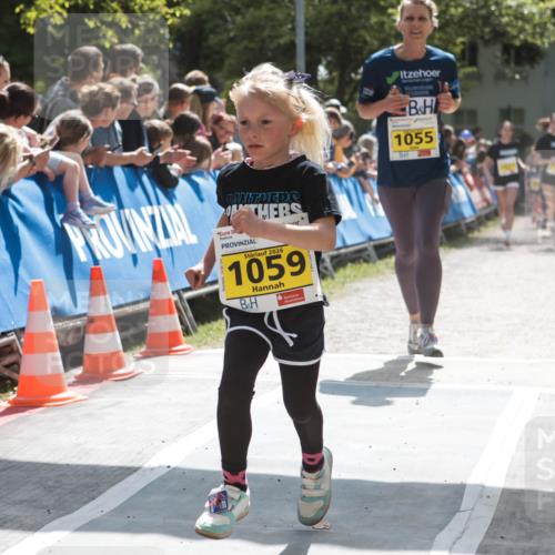 09.05.2026 - Störlauf H.Heesch http://msf.ph/oto/9673448 09.05.2026 14:12:56 Ziel 2026, 1059, 1055 meine-sportfotos.de
