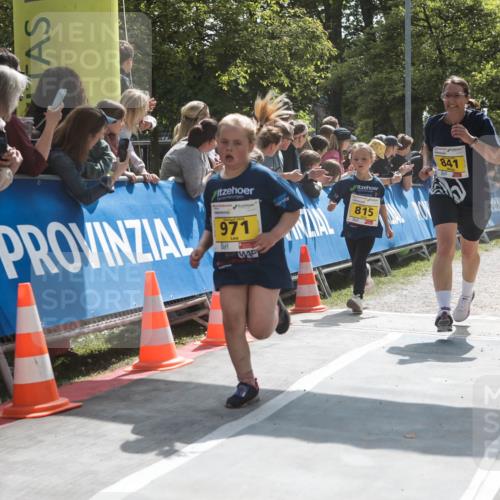 09.05.2026 - Störlauf H.Heesch http://msf.ph/oto/9673466 09.05.2026 14:13:06 Ziel 971, 841, 815 meine-sportfotos.de