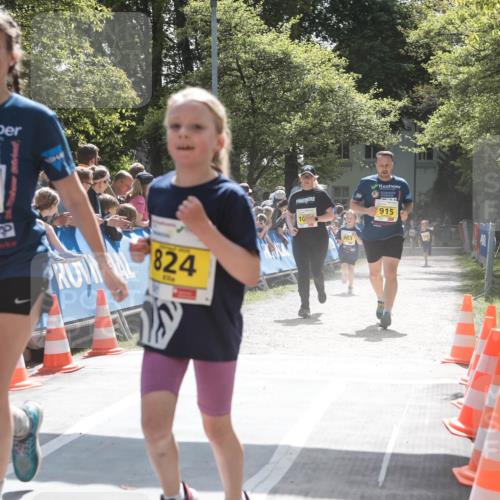 09.05.2026 - Störlauf H.Heesch http://msf.ph/oto/9673485 09.05.2026 14:13:17 Ziel 805, 324, 824, 10, 903, 915 meine-sportfotos.de