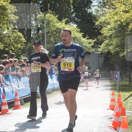 09.05.2026 - Störlauf H.Heesch http://msf.ph/oto/9673487 09.05.2026 14:13:20 Ziel 1031, 915, 941 meine-sportfotos.de