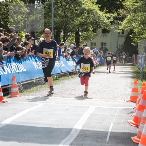09.05.2026 - Störlauf H.Heesch http://msf.ph/oto/9673546 09.05.2026 14:14:06 Ziel 847, 846, 922 meine-sportfotos.de